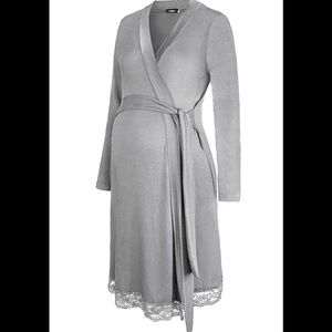 Molliya Maternity & Nursing Robe